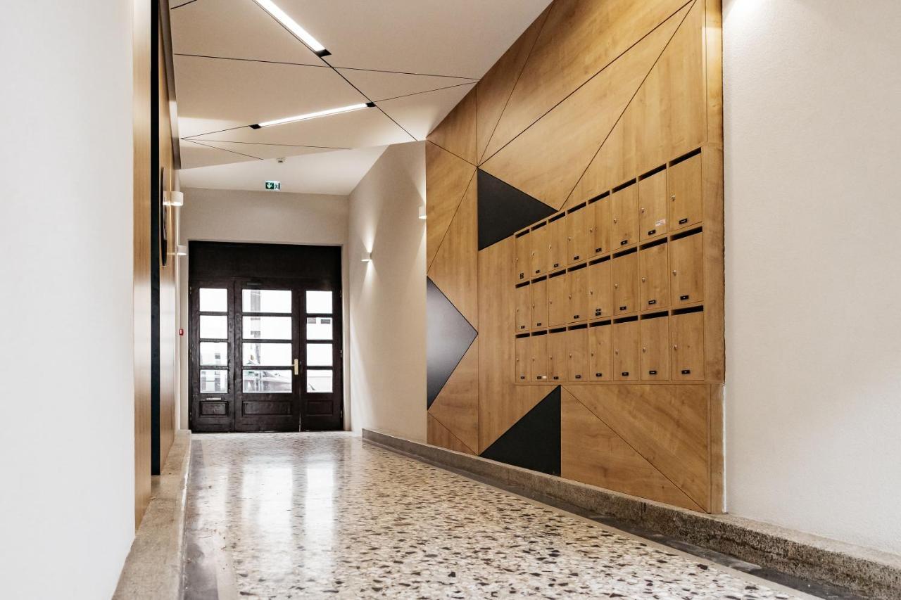 Woody - Comfy Apartment In Siska ليوبليانا المظهر الخارجي الصورة