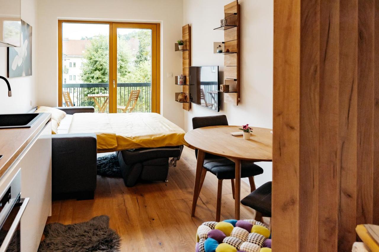 Woody - Comfy Apartment In Siska ليوبليانا المظهر الخارجي الصورة