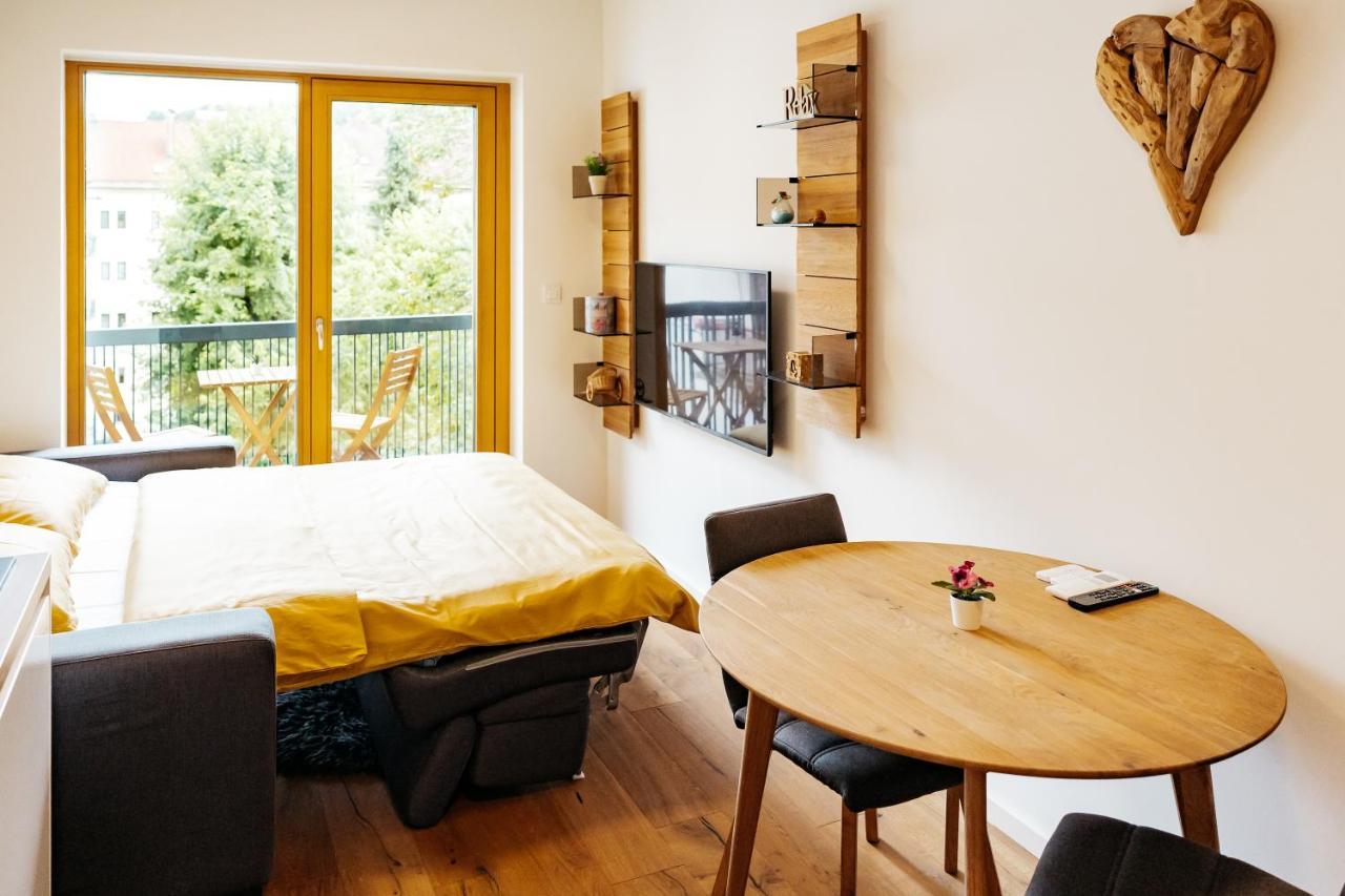 Woody - Comfy Apartment In Siska ليوبليانا المظهر الخارجي الصورة